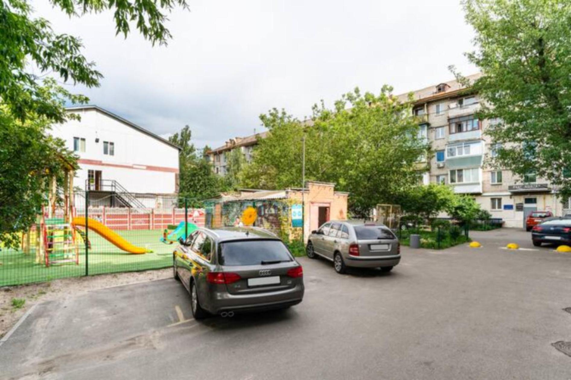 Затишна 2К Квартира З Усім Необхідним Для Життя Поряд З Метро Дарниця Киев Экстерьер фото